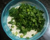 पालक का पराठा (Palak ka paratha recipe in hindi) रेसिपी चरण 2 फोटो