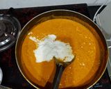 A picture of step 3 of Vegetable Egg Curry.