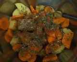 Foto del paso 3 de la receta: Tapa de asado con salsa barbacoa y papas rústicas
