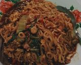 Foto langkah ke 4 dari resep Mie nyemek indomie.