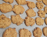 Foto del paso 5 de la receta: Cookies de manzana, pasas, jengibre y avena