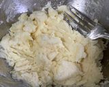 A picture of step 1 of Indonesian Fermented Cassava Cheese Cake (Bolu Tape Keju).
