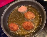 A picture of step 7 of Lebanese Kibbeh.