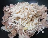 韓式泡菜豬肉炒金針菇的食譜步驟4照片