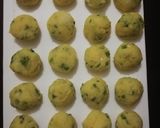 A picture of step 5 of Hot and spicy potato balls.