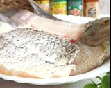 Foto langkah ke 1 dari resep Ikan Goreng Saus Mangga Ala Thailand.