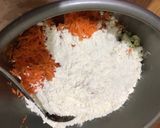 Foto langkah ke 2 dari resep Bakwan sayur cone.