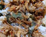 Foto langkah ke 6 dari resep Nasi Bakar Ayam Suwir Kemangi.