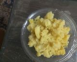 A picture of step 2 of Samosa.