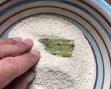 Foto del paso 3 de la receta: Pen-k crocantis(Tallos de acelga rebozados)