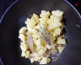 Une image de l'étape 2 de Poêlée de pomme de terre / poulet (reste de la veille).
