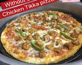 A picture of step 5 of Chicken Tikka pizza without oven.