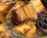 รูปขั้นตอนการทำที่ 2 ของ หมูสามชอต(สูตรพะโล้-น้ำแดง แห้ง)