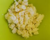 A picture of step 1 of Paneer Sandwich.
