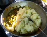 A picture of step 5 of Hariyali Pav Bhaji.