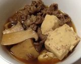 A picture of step 5 of Easy Sukiyaki-Style Meat and Tofu.
