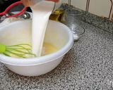 Foto del paso 2 de la receta: Magdalenas caseras y esponjosas / con copete / ponquesitos / cupcake
