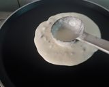 A picture of step 4 of Rava Dosa.