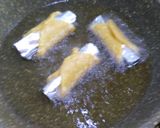 A picture of step 10 of Sesame jaggery cannoli.