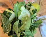 Foto del paso 2 de la receta: Zumo refrescante de pepino, hierbabuena, lima y Tajín