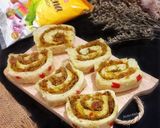 Foto langkah ke 9 dari resep Bakpao Gulung Isi Abon Kulit Pisang.