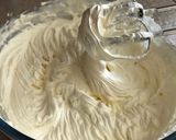A picture of step 2 of Mango dessert.