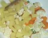 A picture of step 1 of Vegetable koiyla karahi.