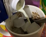 Foto langkah ke 3 dari resep Es Susu Cokelat Simple.