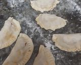 A picture of step 5 of Uruguayan Beef Empanadas.