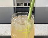 A picture of step 1 of Lemongrass Juice.