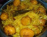 A picture of step 2 of Egg biryani.
