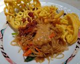 Foto langkah ke 3 dari resep 8. Soun goreng.