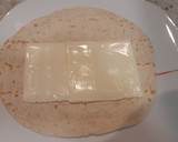 Foto del paso 4 de la receta: Wrap de pesto, jamón y queso