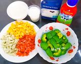 Hình bước làm 1 của món Kem túi bơ sữa chua trái cây