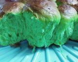 Foto langkah ke 4 dari resep Roti sobek (pandan).