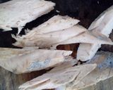 A picture of step 2 of Mackarel Tuna Fish with Soy Sauce.