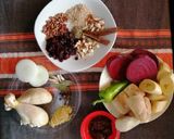 Foto del paso 1 de la receta: Mole rosa con pollo