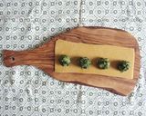 Foto del passaggio 4 della ricetta Ravioli di cime con olio all’aglio e peperoncino