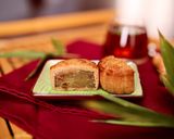Hình bước làm 9 của món 💚 Bánh Trung Thu Nhân Đậu Xanh Vị Matcha Size Nhỏ 50 gr
