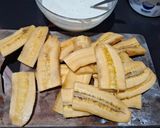 Foto langkah ke 2 dari resep Chuoi Chien (Pisang Goreng Vietnam).