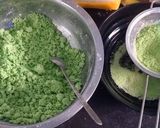 Foto langkah ke 3 dari resep Kue Putu Bambu.