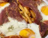 Foto del paso 2 de la receta: Huevos rotos con jamón airfryer