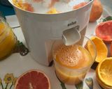 Foto del paso 1 de la receta: Zumo de naranja y pomelo rosa (smoothie ligero)