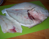 Foto del paso 1 de la receta: Rodaballo en salsa de pimentón