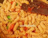 A picture of step 5 of Pasta Spiralli Aarrabiiata.