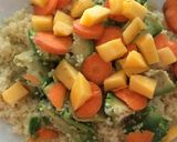 Foto del paso 4 de la receta: Ensalada de cous-cous con aguacate y melocotón