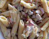 A picture of step 4 of Chicken Carbonara Penne.