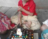 Foto langkah ke 5 dari resep Kue Ulang Tahun.