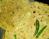 A picture of step 3 of Paneer Paratha.