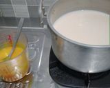 Foto langkah ke 2 dari resep Puding susu mangga.